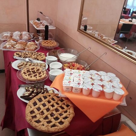 Hotel Manola 리미니 외부 사진